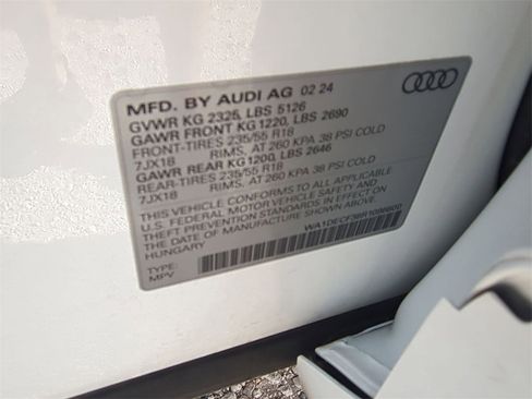 Used 2024 Audi Q3 2.0T Premium image 33