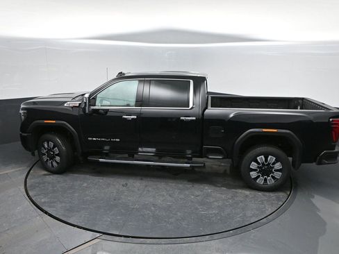 Used 2024 GMC Sierra 2500 Denali w/ Denali Reserve Package image 45