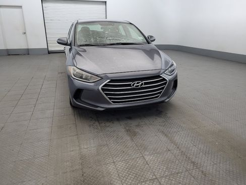 Used 2018 Hyundai Elantra SE w/ SE Connectivity Package 04 FWD image 14
