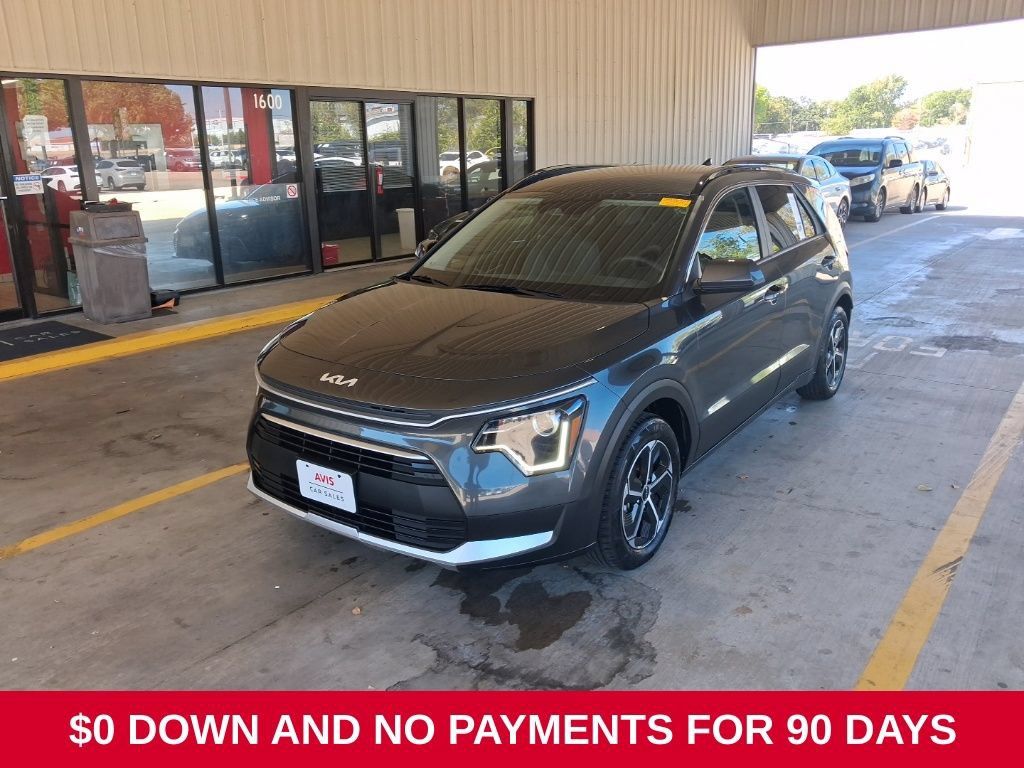 Used 2025 Kia Niro LX FWD image 1