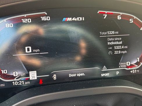 Certified 2025 BMW X4 M40i w/ Premium Package AWD/4WD image 7
