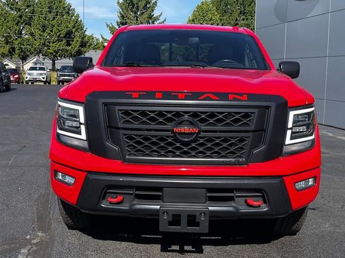Used 2021 Nissan Titan PRO-4X w/ Off Road Protection Package AWD/4WD image 10