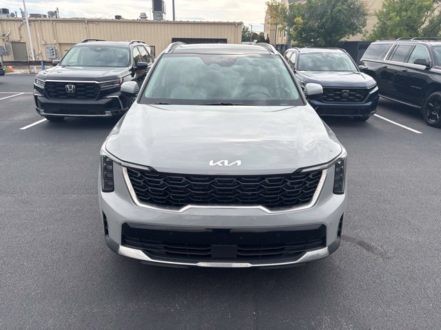 Used 2025 Kia Sorento EX w/ Panoramic Sunroof Package FWD image 15