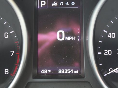 Used 2018 Hyundai Santa Fe Sport AWD/4WD image 5