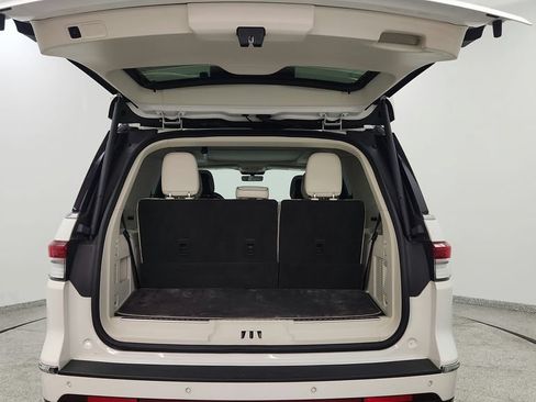 Used 2024 Lincoln Navigator Black Label AWD/4WD image 21
