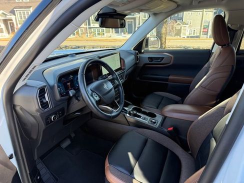 Used 2025 Ford Bronco Sport Outer Banks w/ Outer Banks Tech Package+ image 3