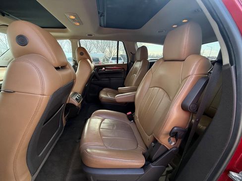 Used 2014 Buick Enclave Leather image 22