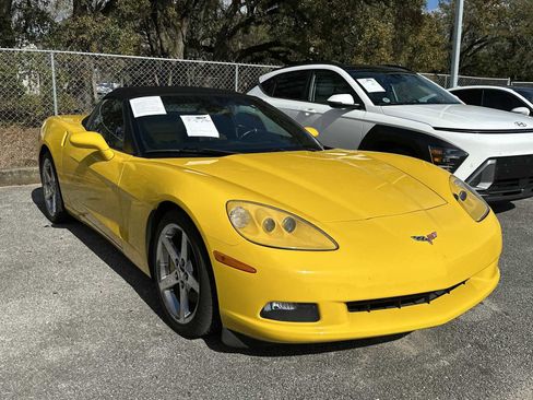 Used 2007 Chevrolet Corvette Convertible w/ Preferred Equipment Group image 1