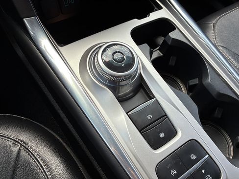Used 2020 Ford Explorer Limited RWD image 23
