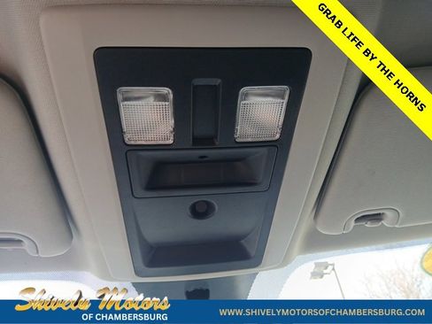 Used 2020 RAM 1500 Classic SLT image 15