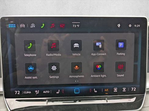New 2026 Volkswagen Tiguan SE FWD image 18