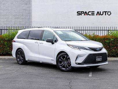 Used 2021 Toyota Sienna XSE w/ XSE Plus Package