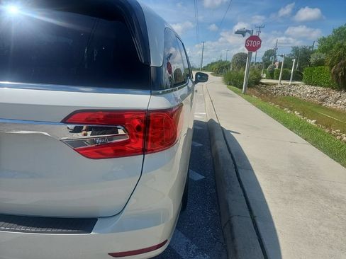 Used 2019 Honda Odyssey EX-L image 6