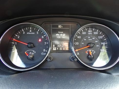 Used 2015 Nissan Rogue S w/ Convenience Package AWD/4WD image 12