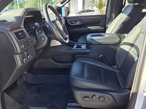 Used 2023 Chevrolet Tahoe LT w/ Luxury Package AWD/4WD image 10