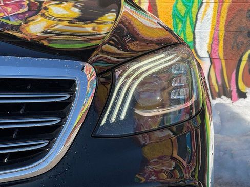 Used 2019 Mercedes-Benz S 560 4MATIC Sedan w/ AMG Line Exterior image 6