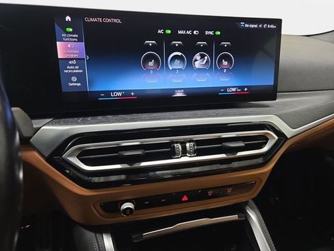 Certified 2024 BMW 440i xDrive Convertible w/ Premium Package AWD/4WD image 15