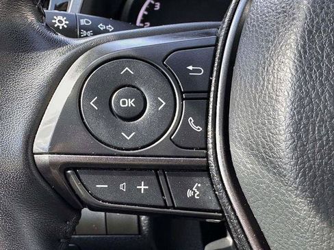 Used 2024 Toyota Camry SE FWD image 24