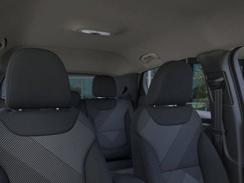 New 2027 Chevrolet Bolt LT w/ Comfort Package FWD image 24