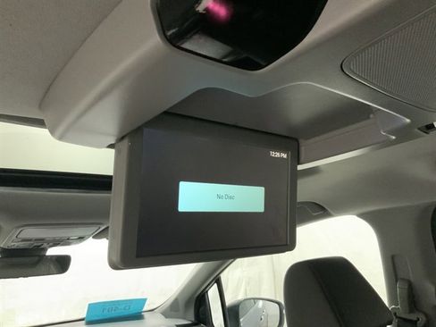 Used 2023 Honda Odyssey Touring image 23