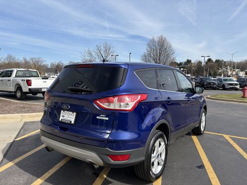 Used 2015 Ford Escape SE image 6