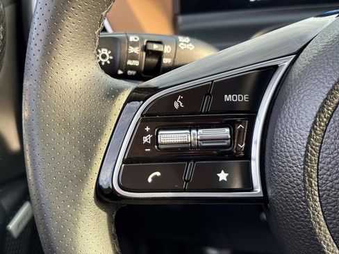 Used 2024 Kia Seltos SX w/ SX Sunroof Package image 28