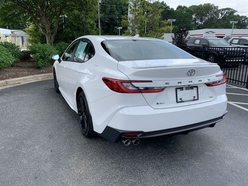 Certified 2025 Toyota Camry SE FWD image 6