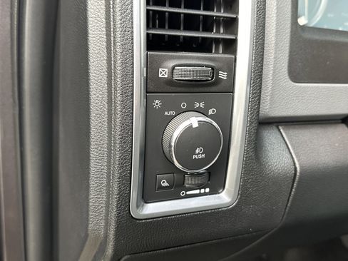 Used 2014 RAM 1500 Big Horn image 17