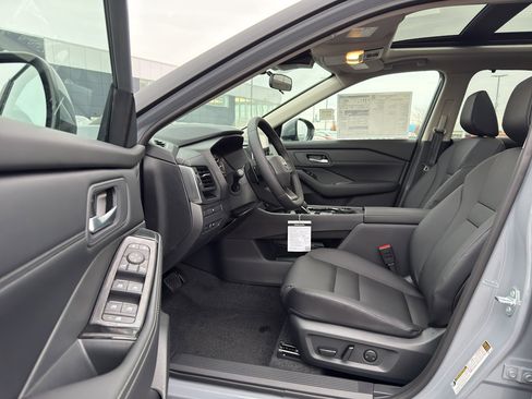 New 2026 Nissan Rogue SV w/ SV Premium Package image 11