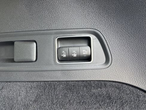 Certified 2026 Mercedes-Benz GLS 580 4MATIC image 26