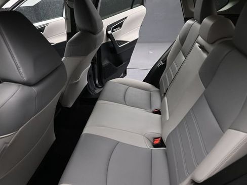 Used 2022 Toyota RAV4 XLE Premium FWD image 15