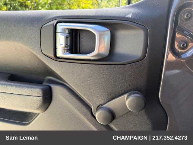 Used 2023 Jeep Wrangler Unlimited Sport AWD/4WD image 12