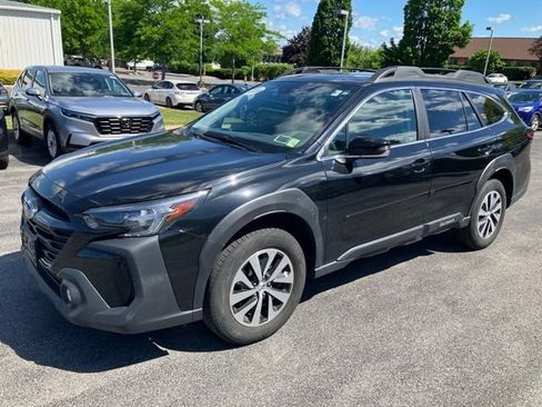 Used 2024 Subaru Outback Premium AWD/4WD image 9