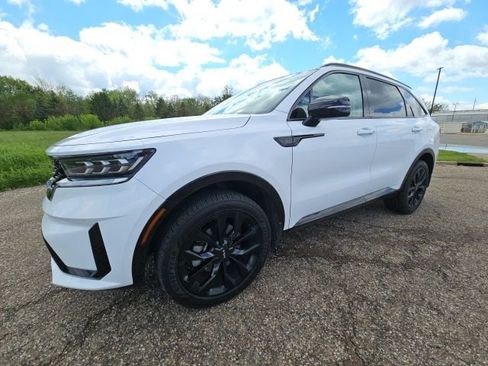 Used 2022 Kia Sorento SX AWD/4WD image 7