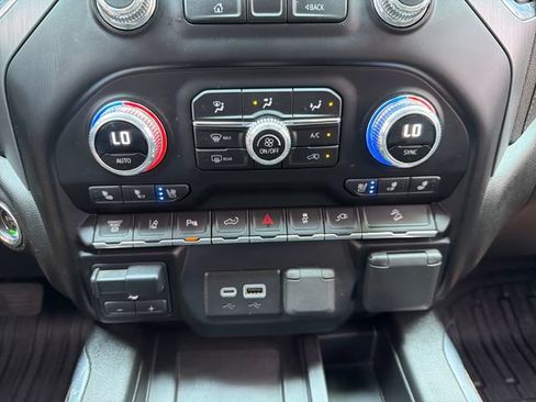 Used 2023 GMC Sierra 2500 Denali AWD/4WD image 14