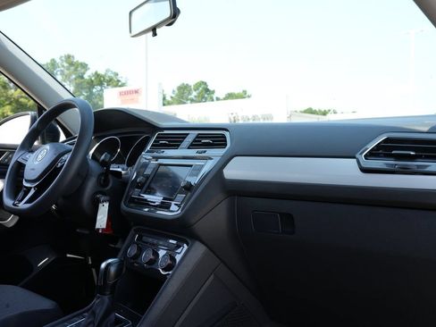 Used 2019 Volkswagen Tiguan S FWD image 20