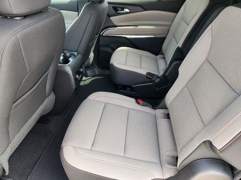 New 2026 Chevrolet Traverse LT w/ Driver Confidence Package FWD image 29