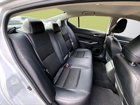 Used 2024 Nissan Altima 2.5 SR image 23