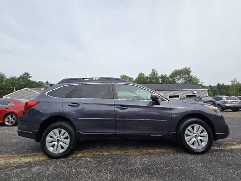 Used 2015 Subaru Outback 2.5i Premium AWD/4WD image 8