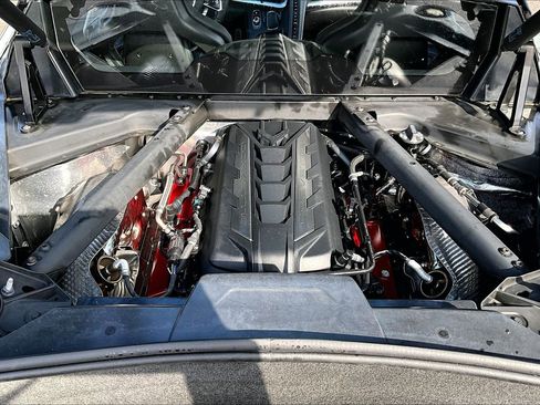 Used 2024 Chevrolet Corvette Stingray Preferred Cpe w/ Z51 Performance Package RWD image 25