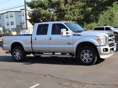 Used 2015 Ford F350 Platinum w/ Platinum Package AWD/4WD image 2
