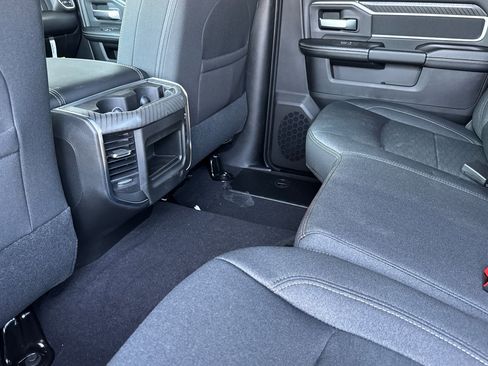 New 2026 RAM 2500 Big Horn AWD/4WD image 11