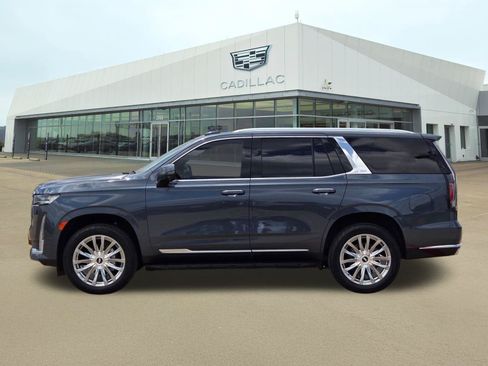 Used 2021 Cadillac Escalade Premium Luxury AWD/4WD image 3
