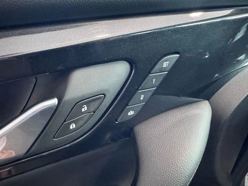 Used 2021 Chevrolet Blazer Premier image 24