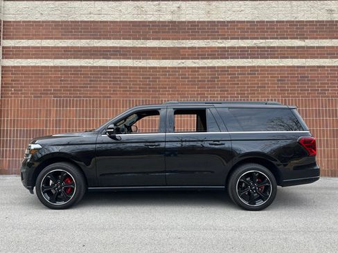 Used 2022 Ford Expedition Max Limited image 5