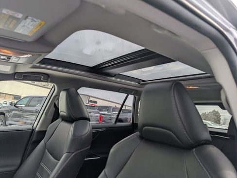 Certified 2020 Toyota RAV4 Limited image 23