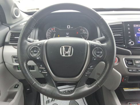 Used 2023 Honda Ridgeline RTL-E image 11