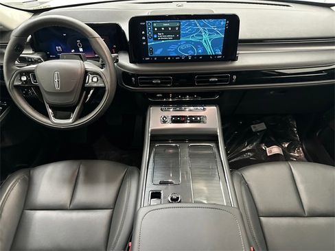 New 2026 Lincoln Aviator AWD image 20
