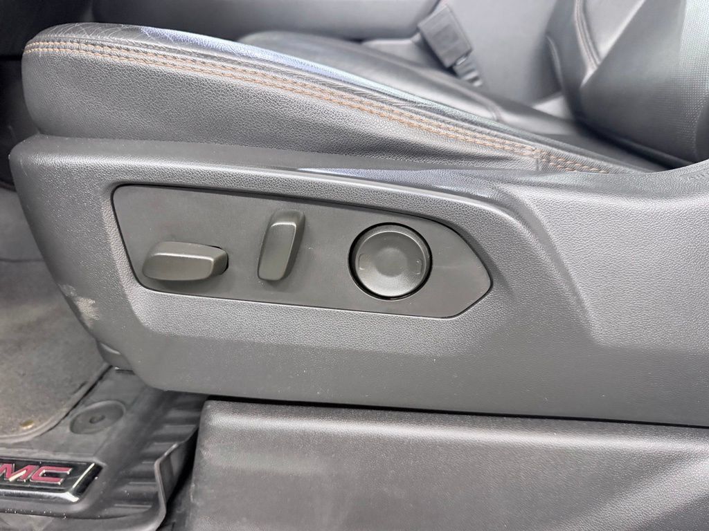 Used 2023 GMC Sierra 1500 AT4 AWD/4WD image 11