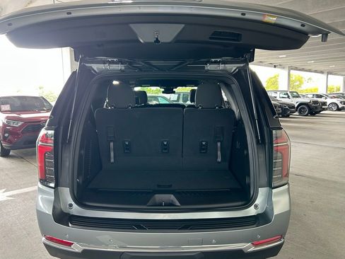 Used 2025 Chevrolet Tahoe LS image 47